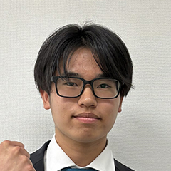 加藤　隼人 くん　中央大学　法学部