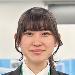 岡本　彩那 さん　日本大学　文理学部