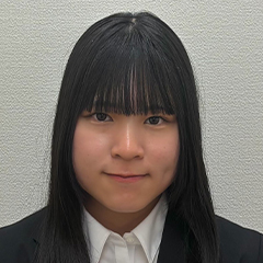 金子　凛香 さん　明治大学　商学部　商学科