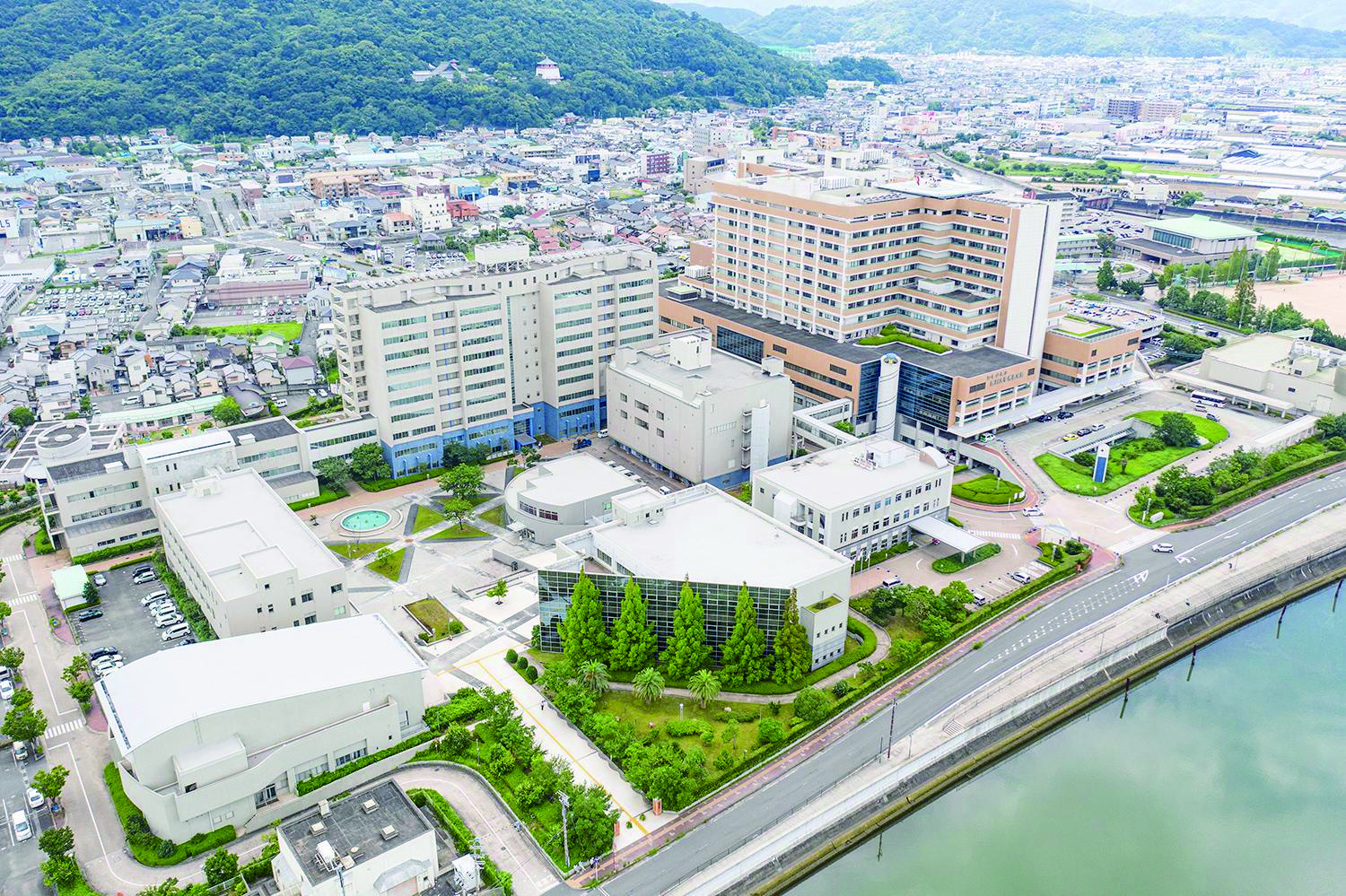 大学の画像
