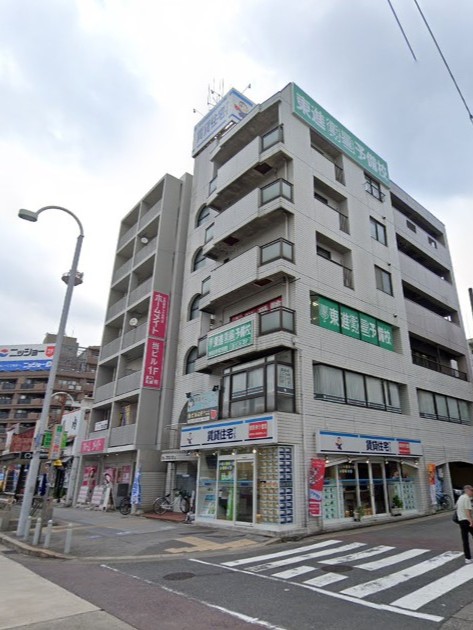 校舎外観