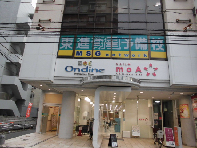 校舎外観