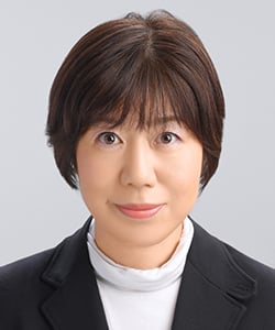 眞保智子先生の写真