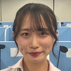 長沼  梨想加 さん　明治大学　政治経済学部