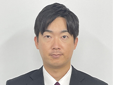平塚校校舎長 浅田康佑