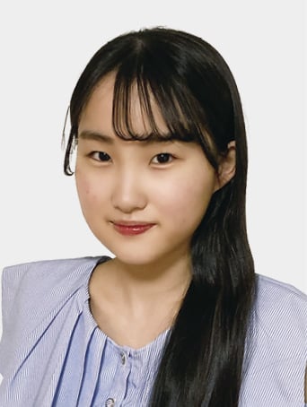 長沢　映名子さん