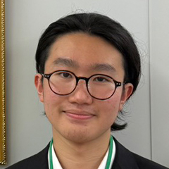 秋山　彩介 くん　早稲田大学　文学部