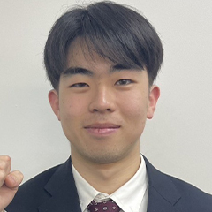 穂高　良英 くん　明治大学　文学部　文学科　英米文学専攻