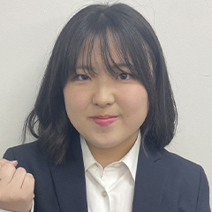 白井　清香 さん　明治大学　文学部