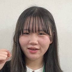 完倉 碧 さん　明治大学　国際日本学部　国際日本学科