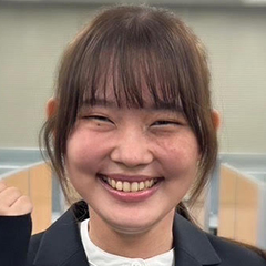 江口　愛莉 さん　早稲田大学　商学部