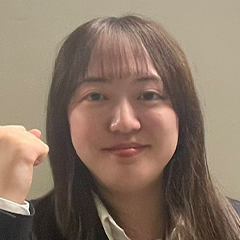 日比野　杏梨さん　慶應義塾大学　薬学部