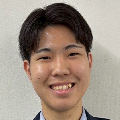 山田　貴大 くん　明治大学　文学部