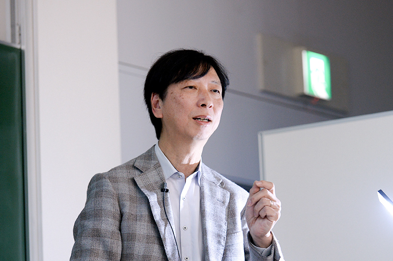 講演者の写真