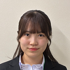 楡金　花奈 さん　明治大学　経営学部