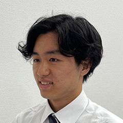 出口　智也 くん　学習院大学　経済学部