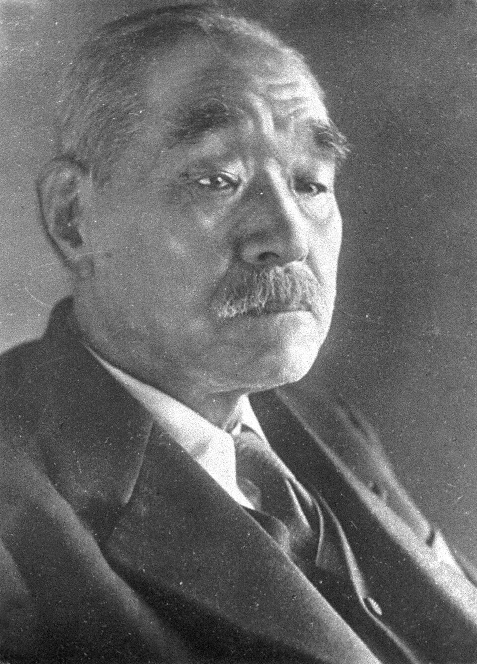 鈴木 貫太郎の画像