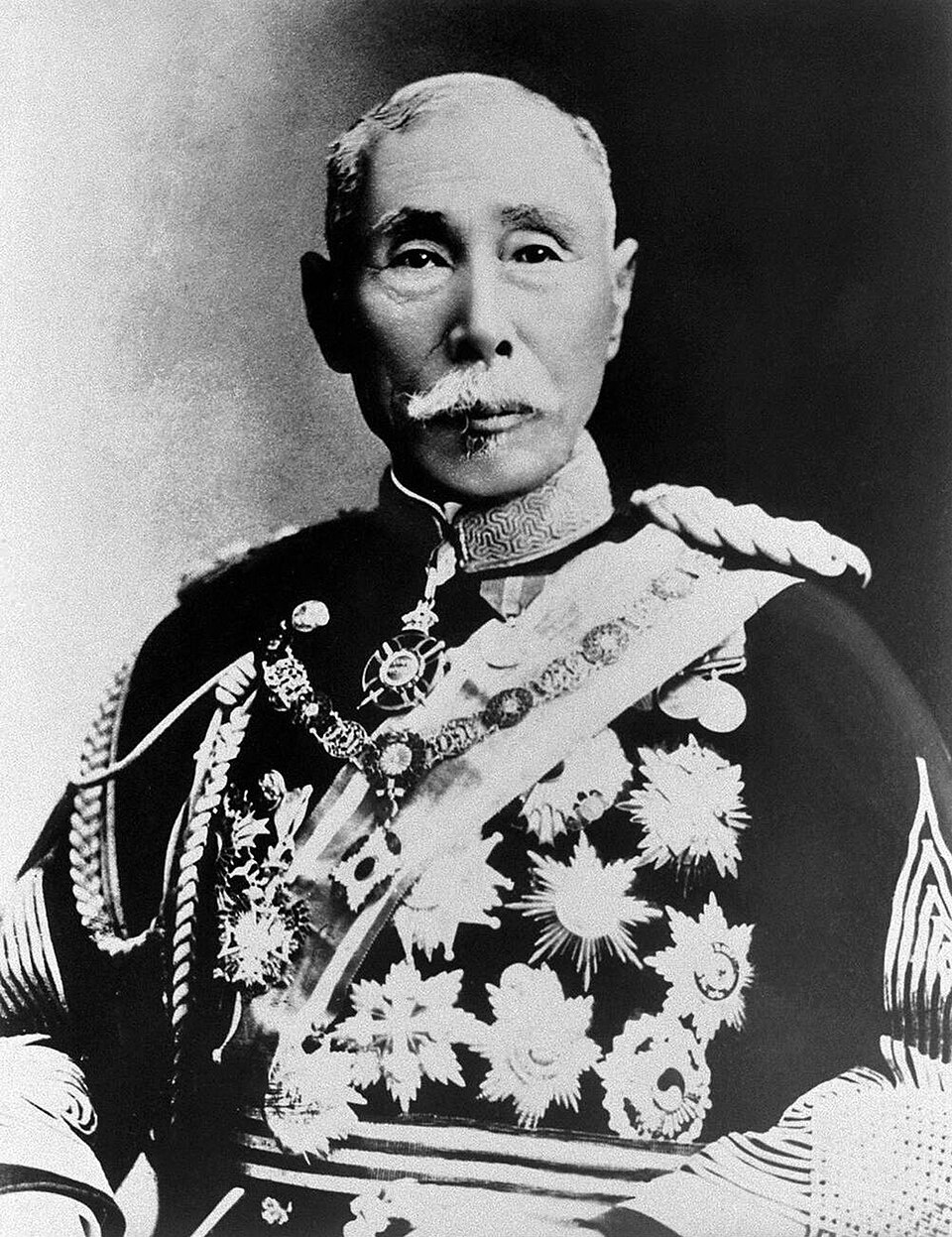 山縣 有朋の画像