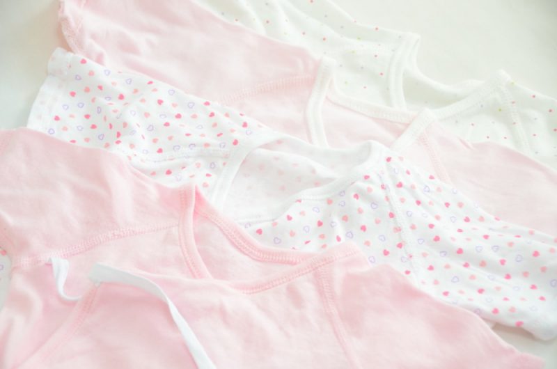 赤ちゃんの吐き戻し汚れの洗濯方法は？