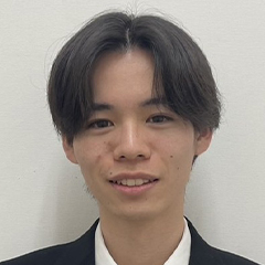 八重樫　響 くん　明治大学　文学部