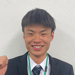 鈴木　琳太郎 
くん　明治大学　商学部