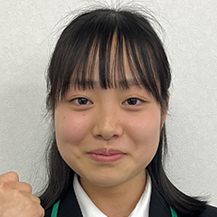 鳥山　志真 
さん　慶應義塾大学　文学部　人文社会学科