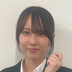 石井　満莉乃 
さん　慶応義塾大学　文学部