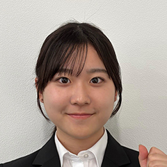 岡本　実桜 
さん　中央大学　法学部