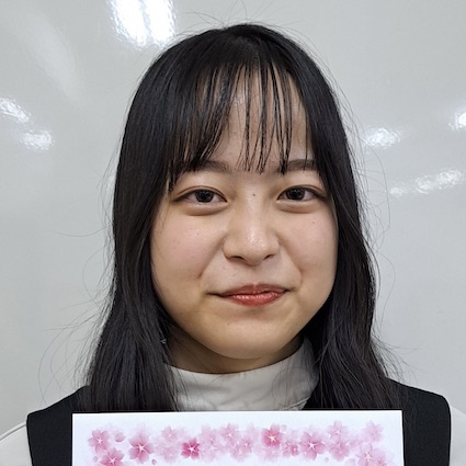小林真悠