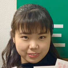 岩田まりな