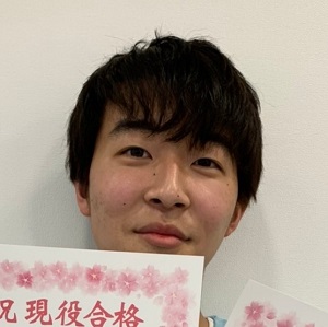 川上征真