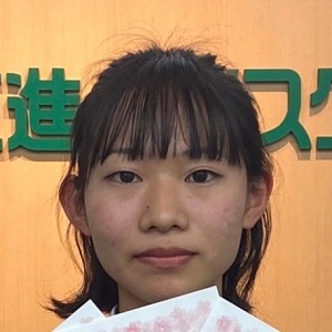 中谷佳也