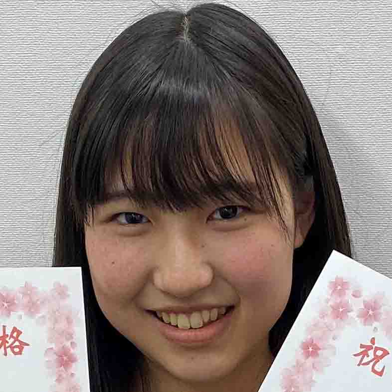 堀奈津子