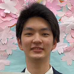 秋吉真輝