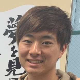 林栄佑