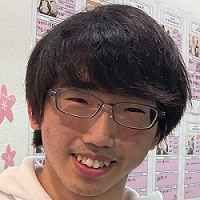 尾崎巧実