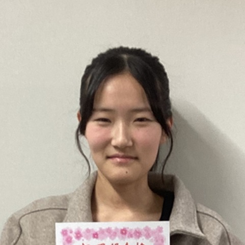 冨岡優衣