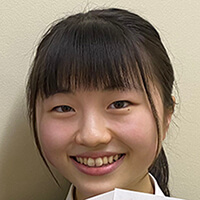 塚越凜