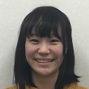 川島聡佳