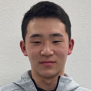 石川大翔