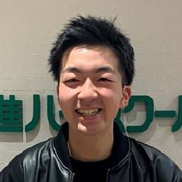 小林泰斗