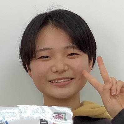 石田ひより