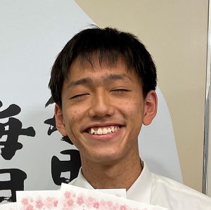 根岸建人