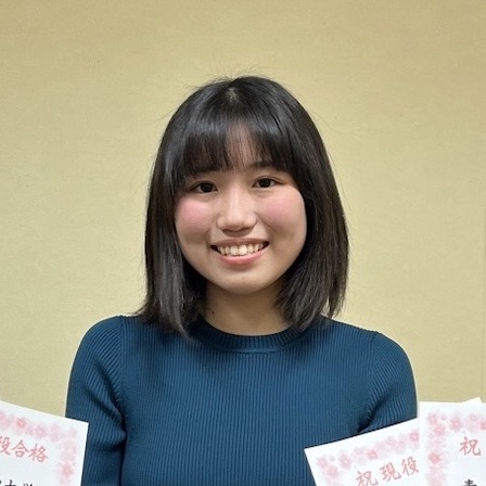 新井千尋