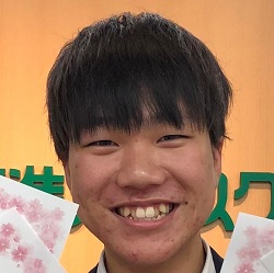 中谷優粋