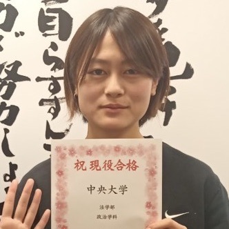 鈴木真央
