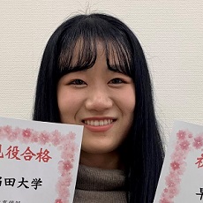 内田あゆみ
