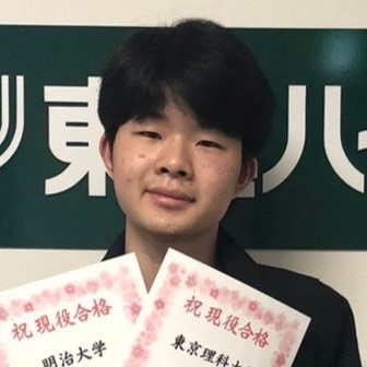 新村知也