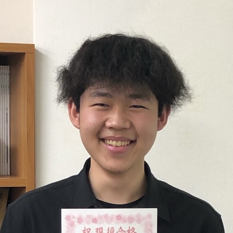 及川大翔