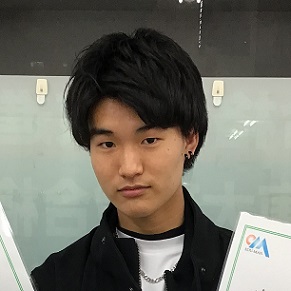 中野翔太